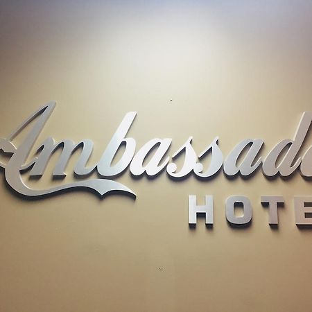 Hotel Ambassador Vancouver Dış mekan fotoğraf