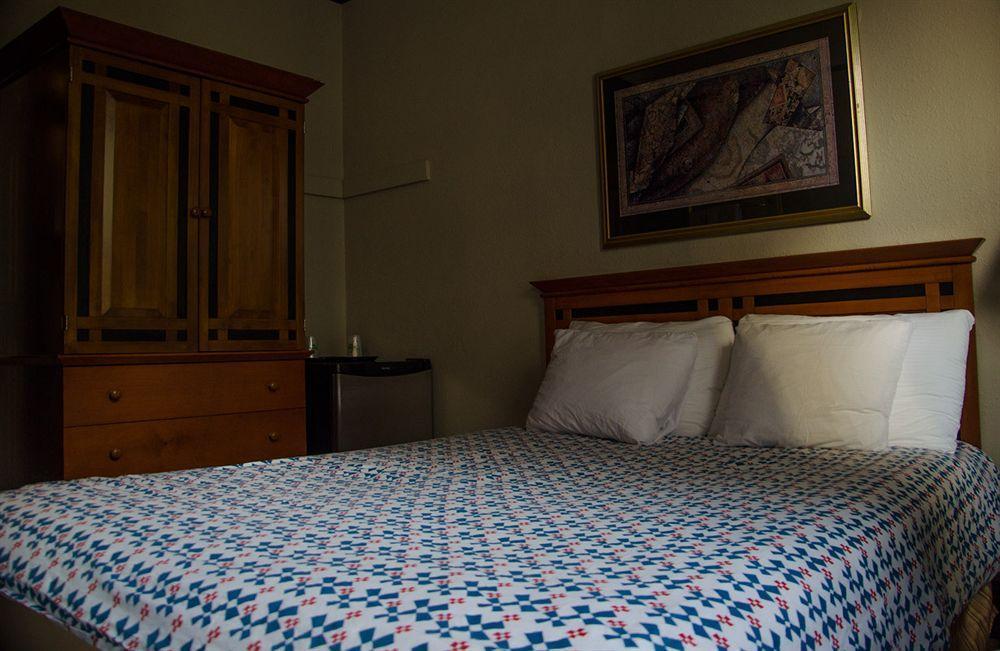 Hotel Ambassador Vancouver Dış mekan fotoğraf