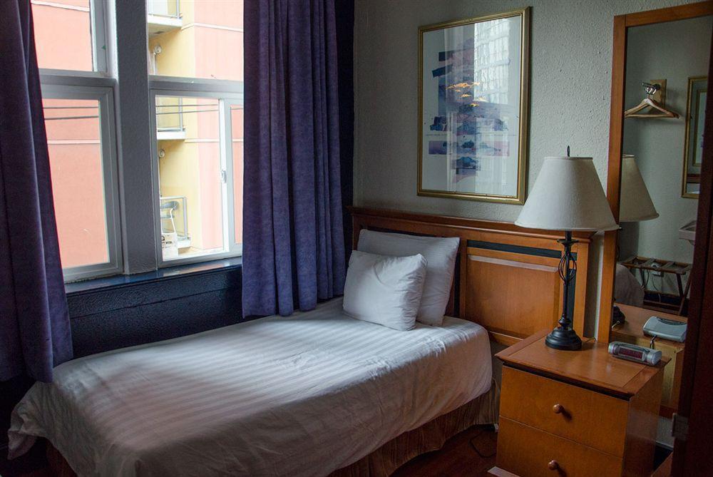 Hotel Ambassador Vancouver Dış mekan fotoğraf