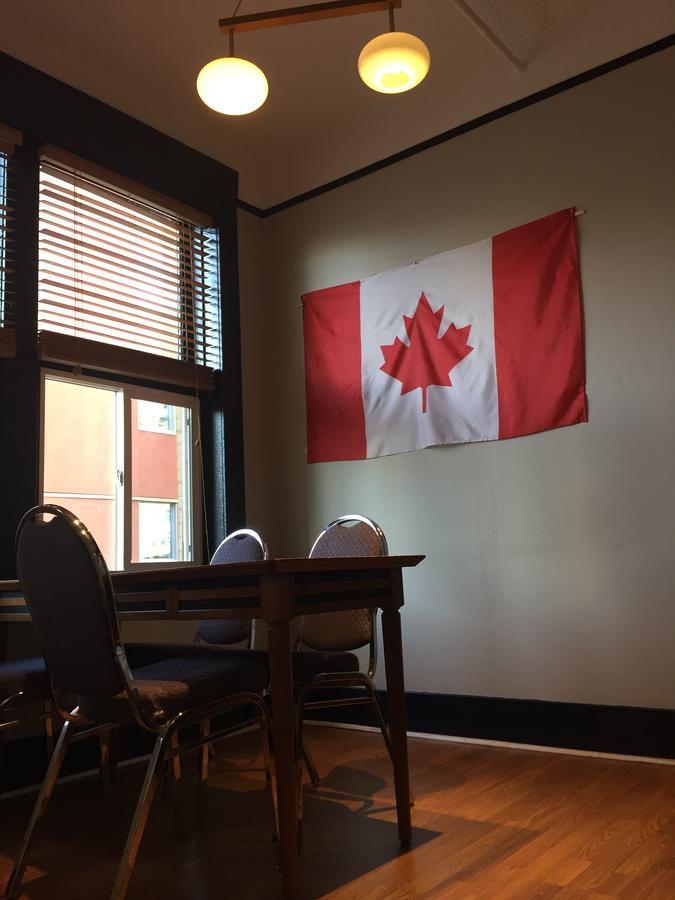 Hotel Ambassador Vancouver Dış mekan fotoğraf