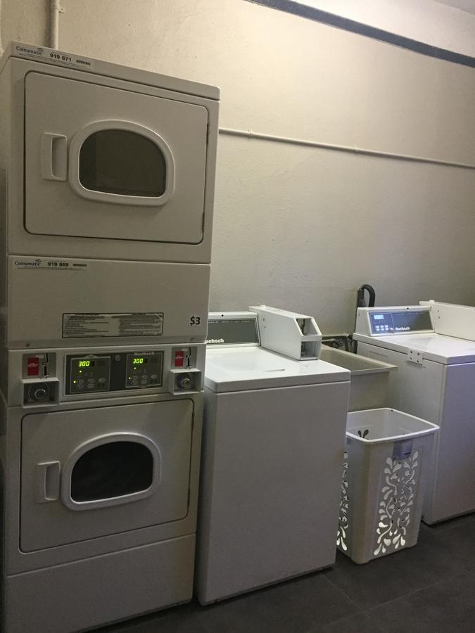 Hotel Ambassador Vancouver Dış mekan fotoğraf