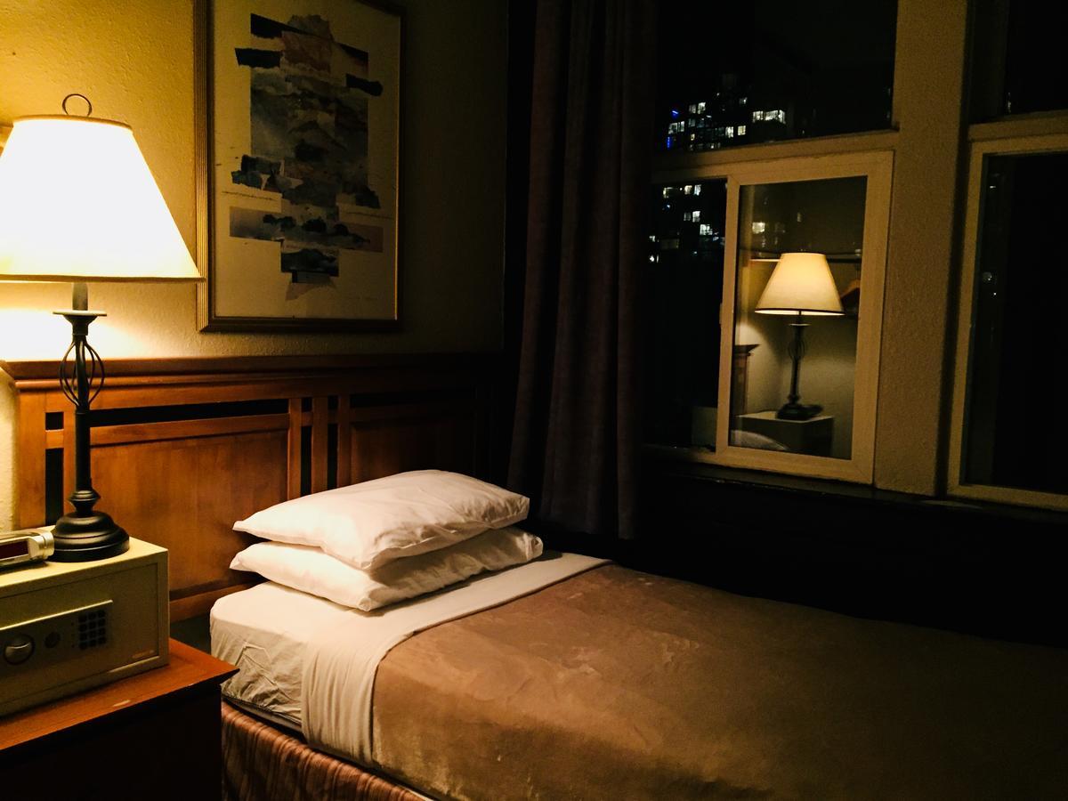 Hotel Ambassador Vancouver Dış mekan fotoğraf