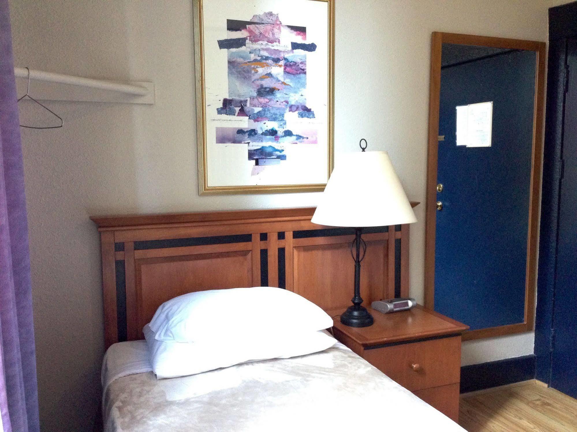 Hotel Ambassador Vancouver Dış mekan fotoğraf